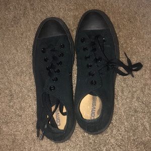 Used Black Converse size 9